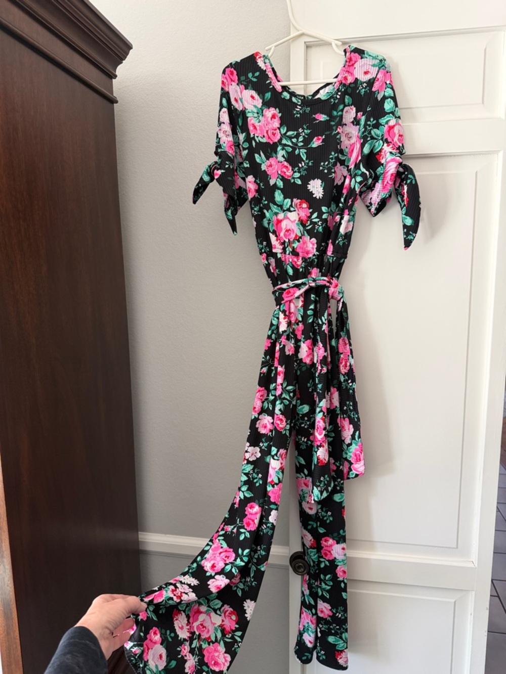 Rare Editions Floral Tie-Sleeve Jumpsuit in Black and Pink Youth 12